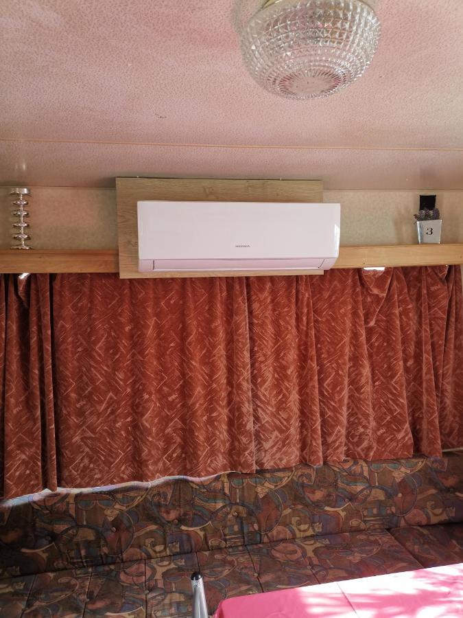 Mobilhome Catalan Nefiach Exteriér fotografie